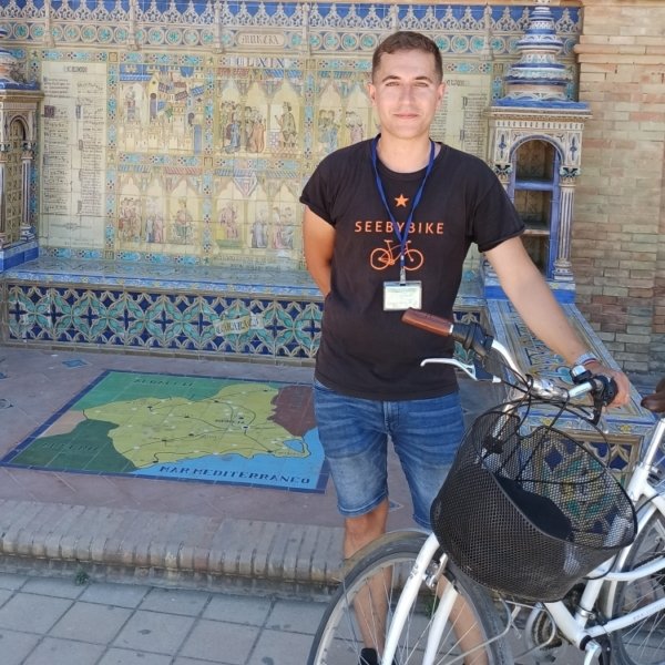 09 guia turismo bici plaza españa