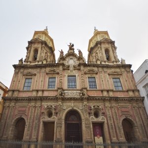 CHURCH OF SAN LUIS DE LOS FRANCESES
