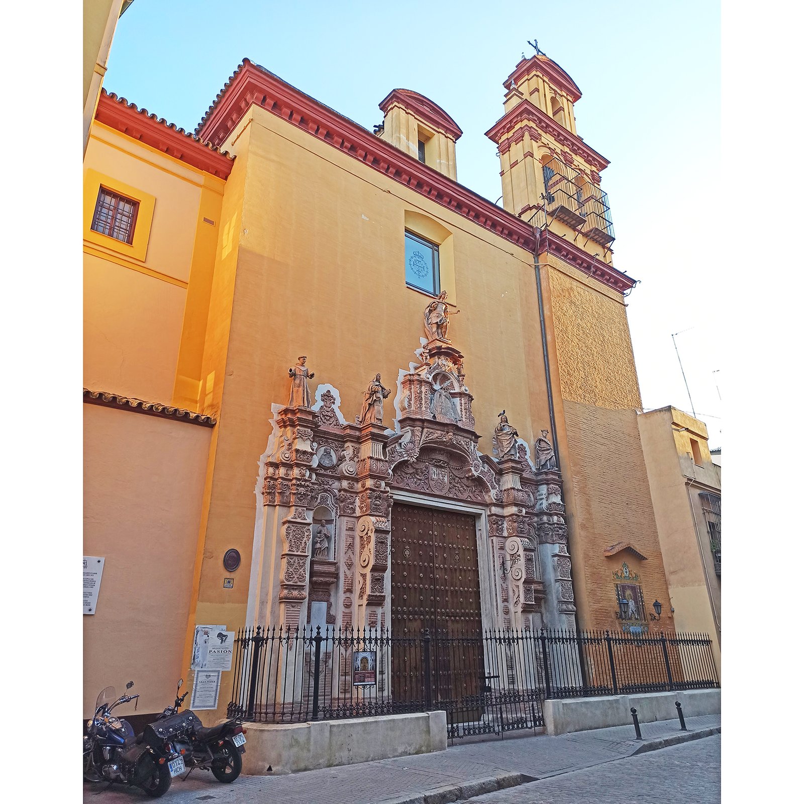 IGLESIA DE LA CONSOLACIÓN - LOS TERCEROS